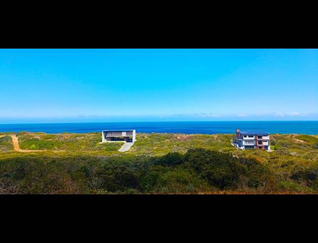 LAND FOR SALE IN MOQUINI COASTAL ESTATE